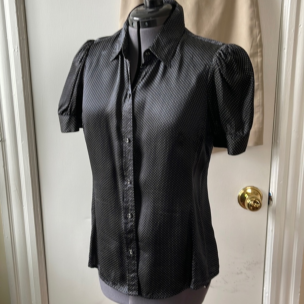Navy blue white polkadot silk short sleeve silk shirt. Banana Republic